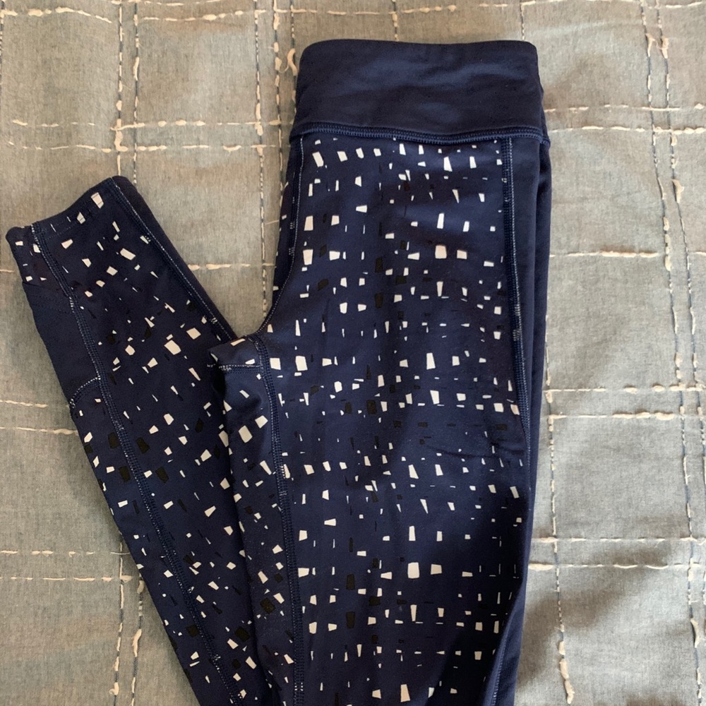 Patterned under armor cold gear leggings